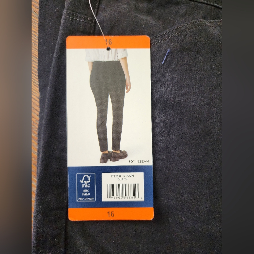 NWT Chaps Women's Stretch Trouser in Black size 16 - Picture 2 of 5